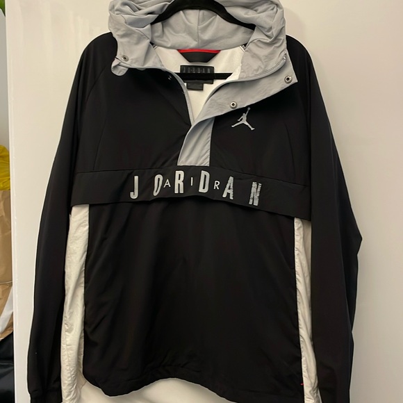 Vintage Jordan windbreaker hoody pullover black white Medium